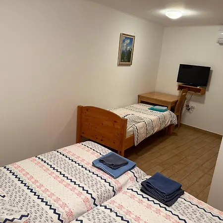 Turisticna Kmetija Pri Pozarju Gospodarstwo agroturystyczne