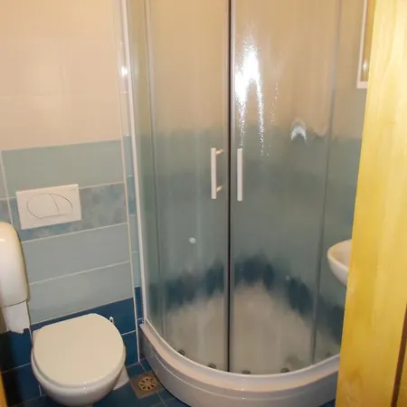 Turisticna Kmetija Pri Pozarju Knezak