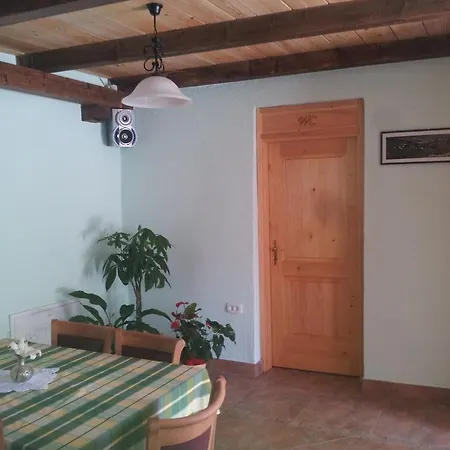 Turisticna Kmetija Pri Pozarju