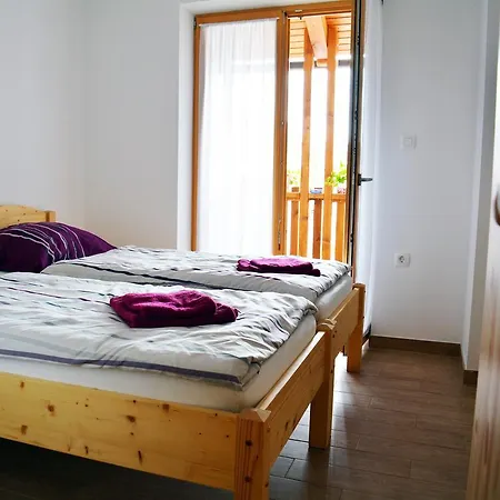 Turisticna Kmetija Pri Pozarju