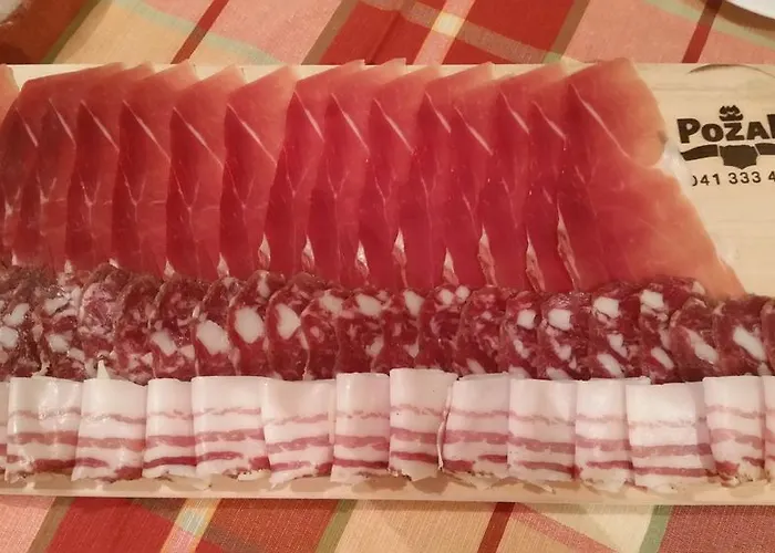 Turisticna Kmetija Pri Pozarju *